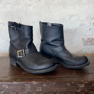 Frye Engineer 8R boot
